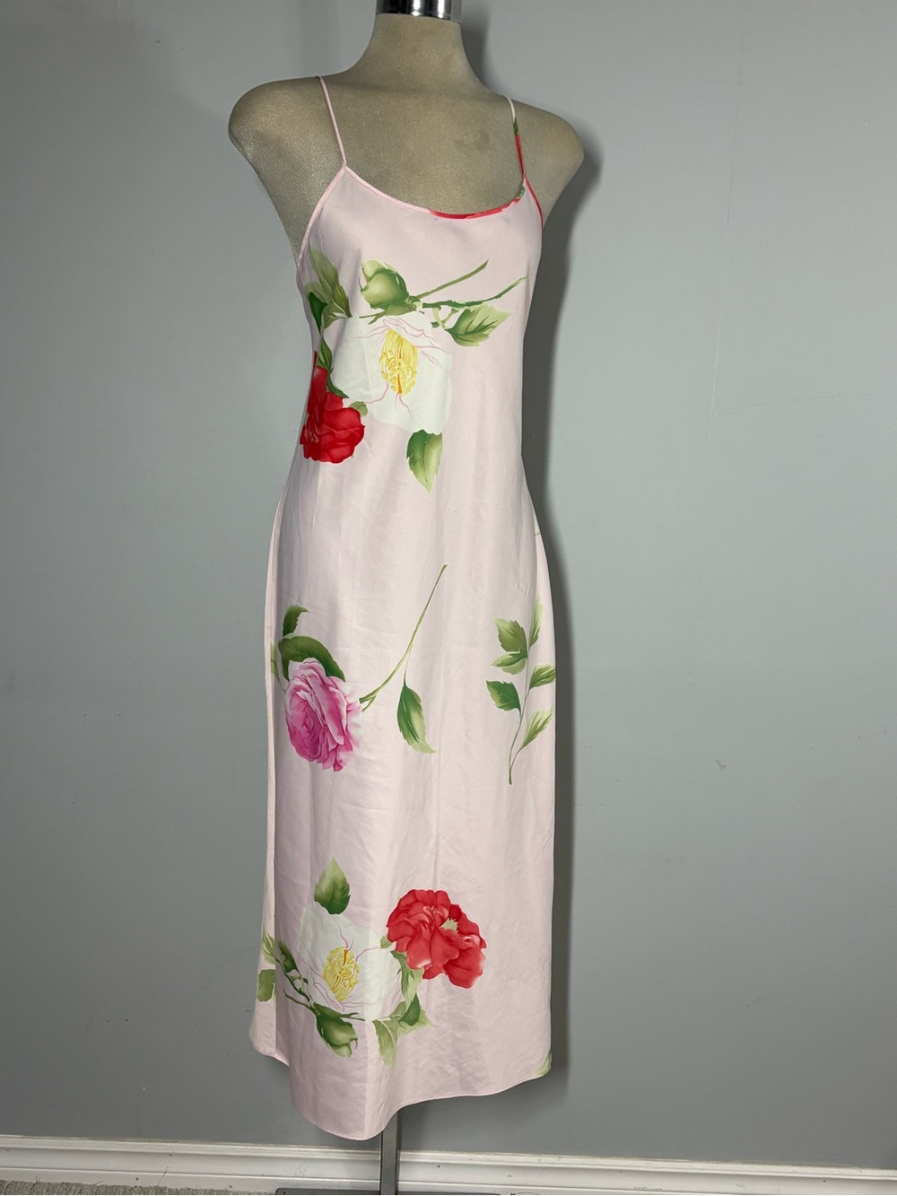 Natori Pink Floral Slip Midi Dress with Red & Green Blooms